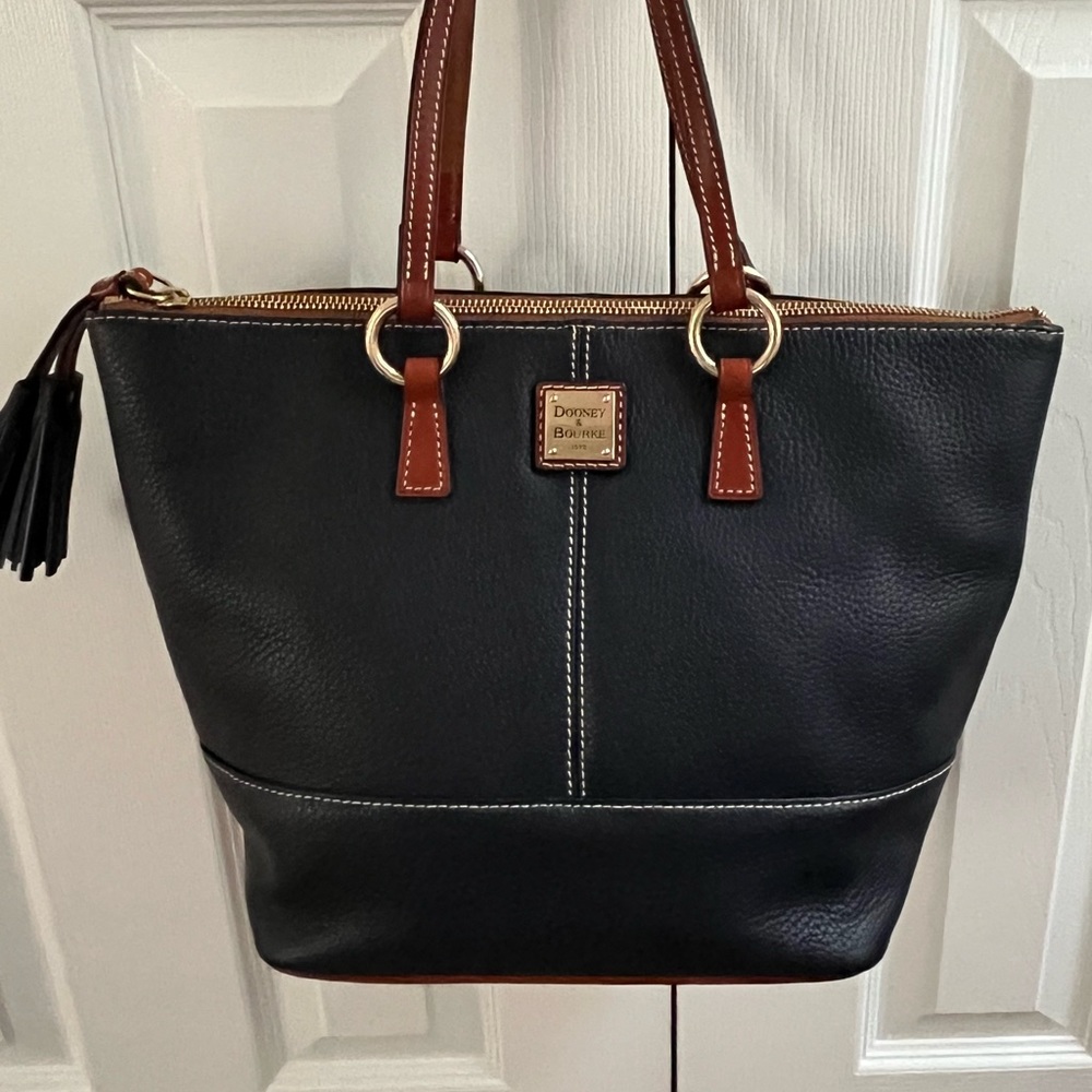 Dooney & Bourke Leather Bag